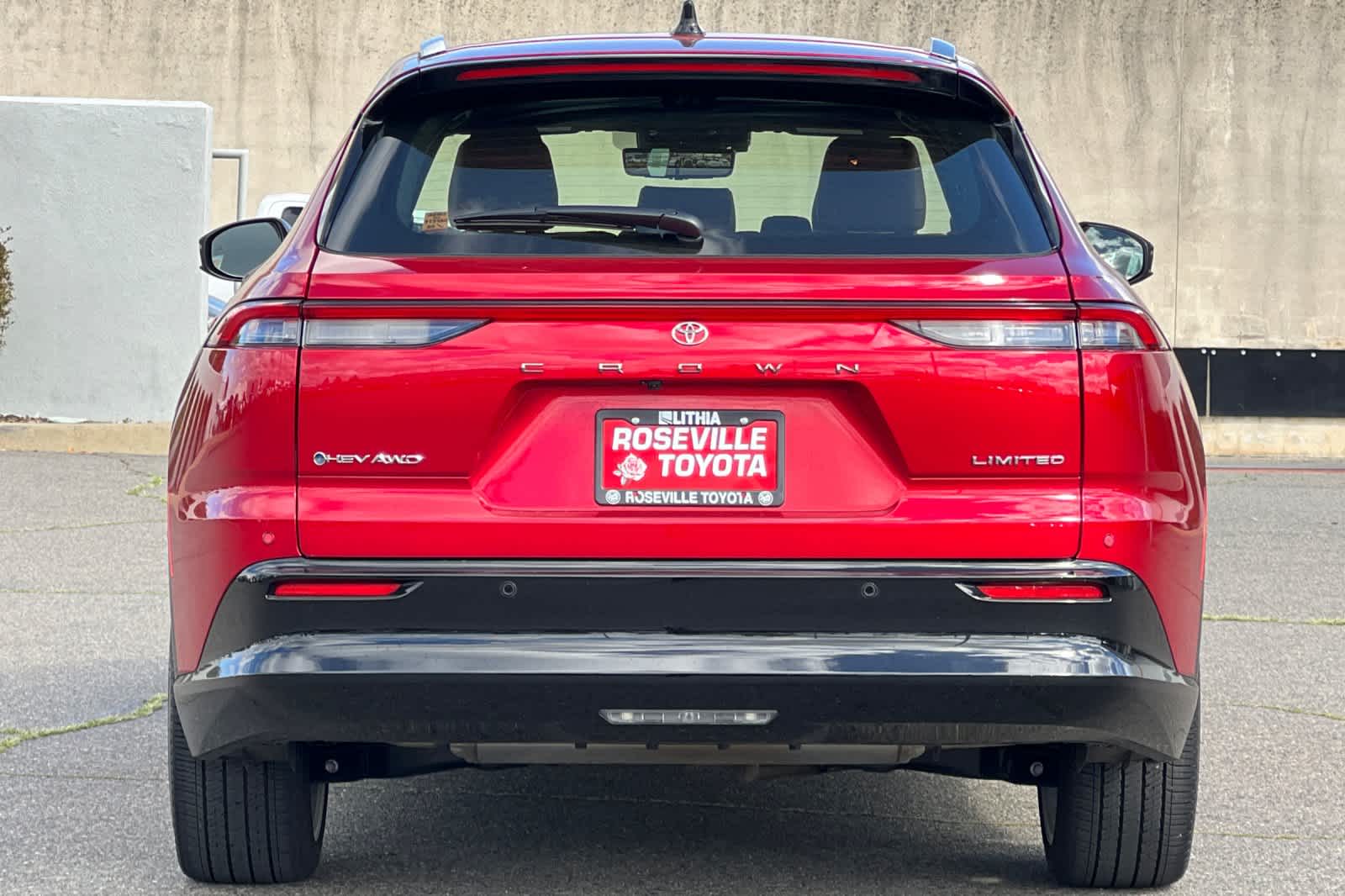 Thumbnail: 2025 Toyota Crown Signia - 8