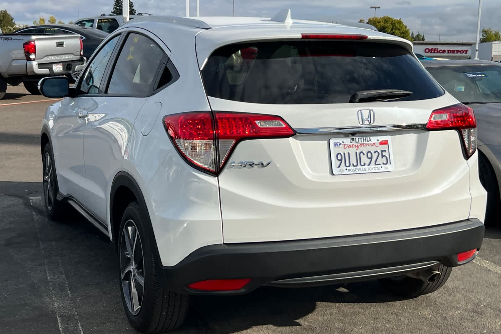 Thumbnail: 2022 Honda HR-V - 4