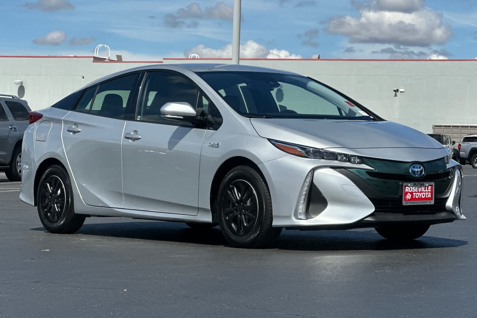 Thumbnail: 2019 Toyota Prius Prime - 5