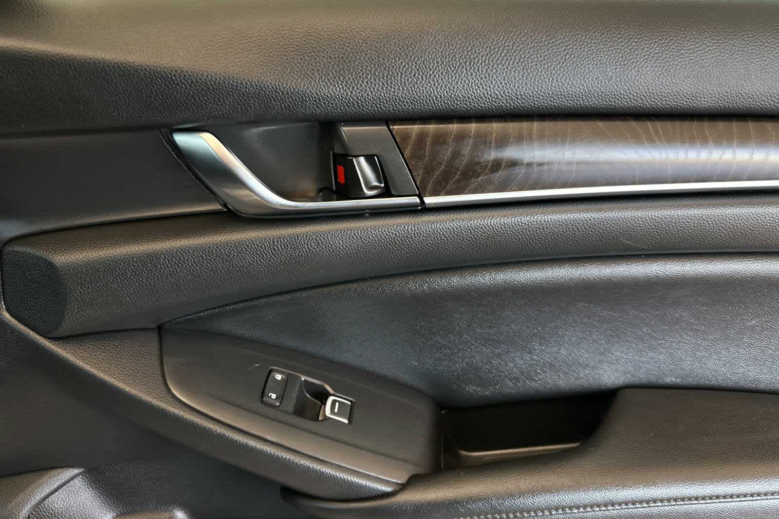 Thumbnail: 2020 Honda Accord - 18