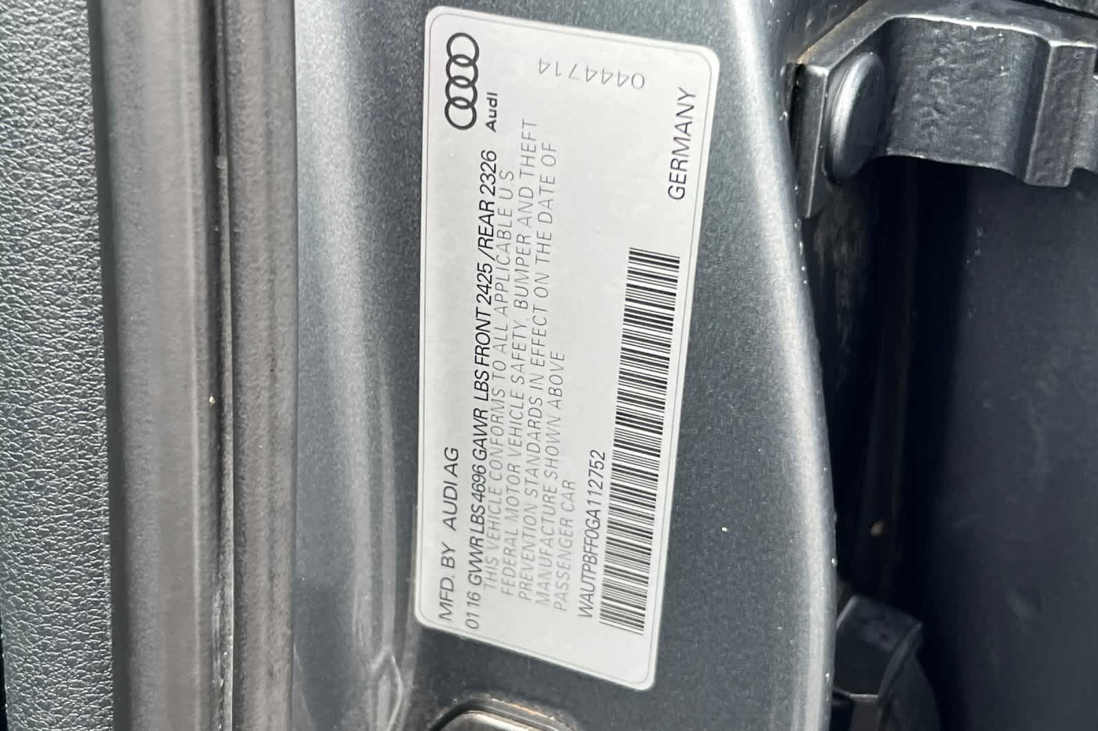 Thumbnail: 2016 Audi A3 e-tron - 35