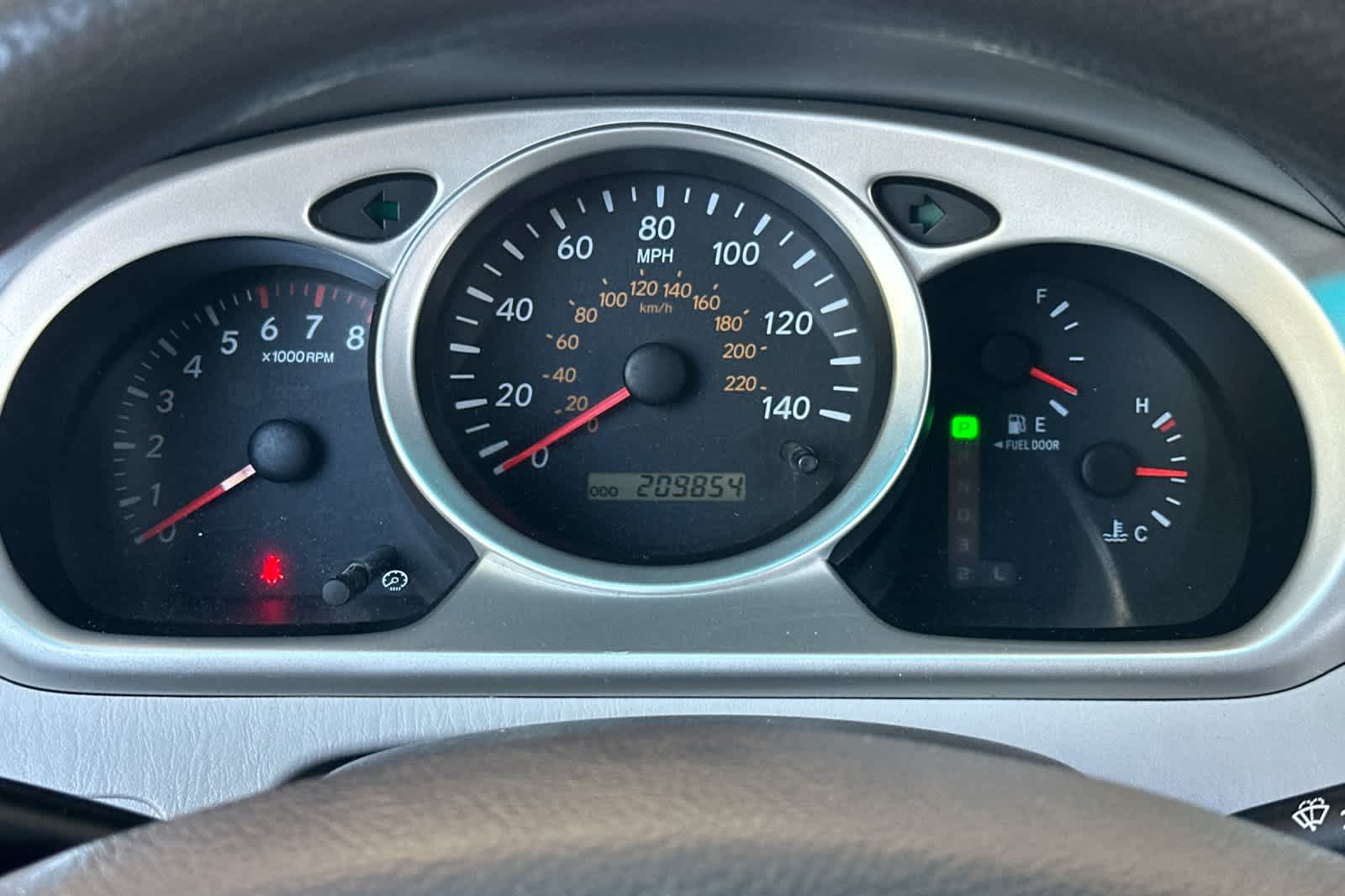 Thumbnail: 2005 Toyota Highlander - 26