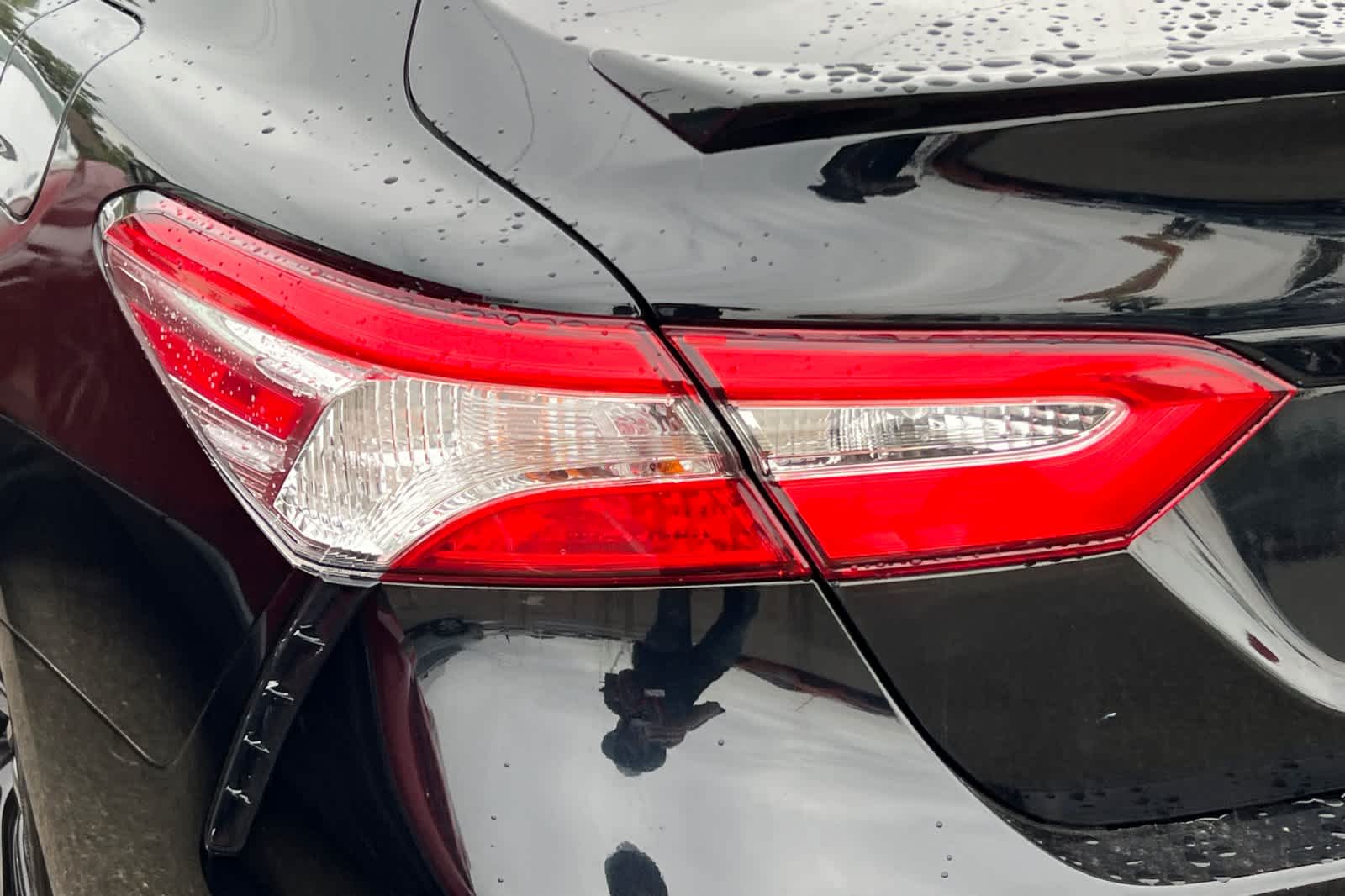 Thumbnail: 2020 Toyota Camry - 15