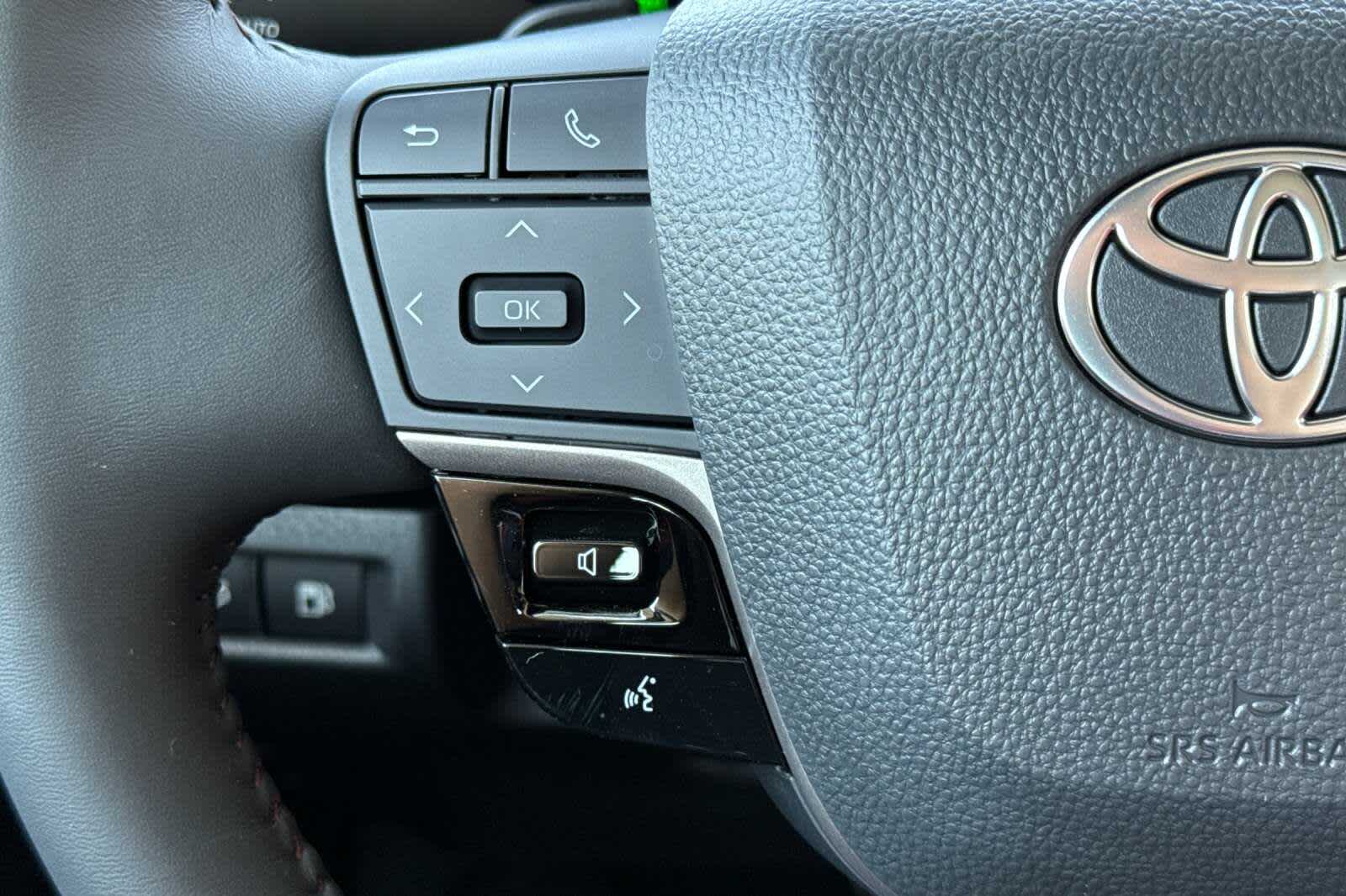 2025 Toyota Camry XSE 25