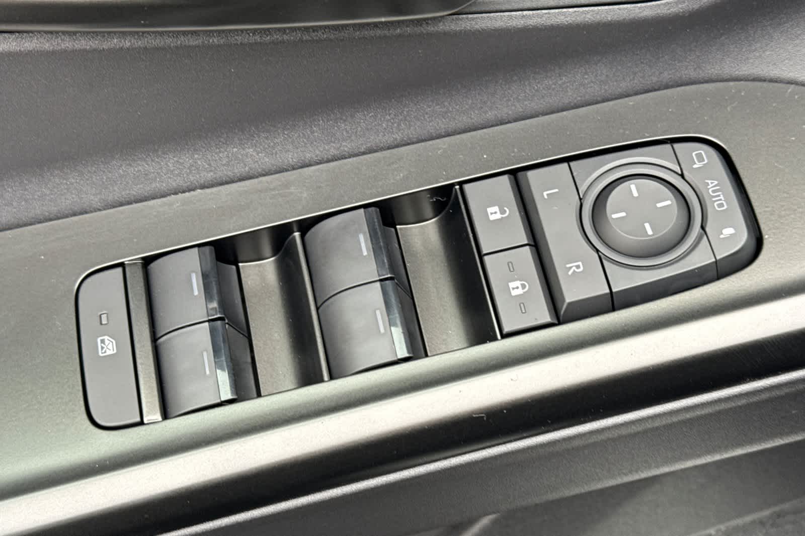 Thumbnail: 2026 Toyota bZ - 13