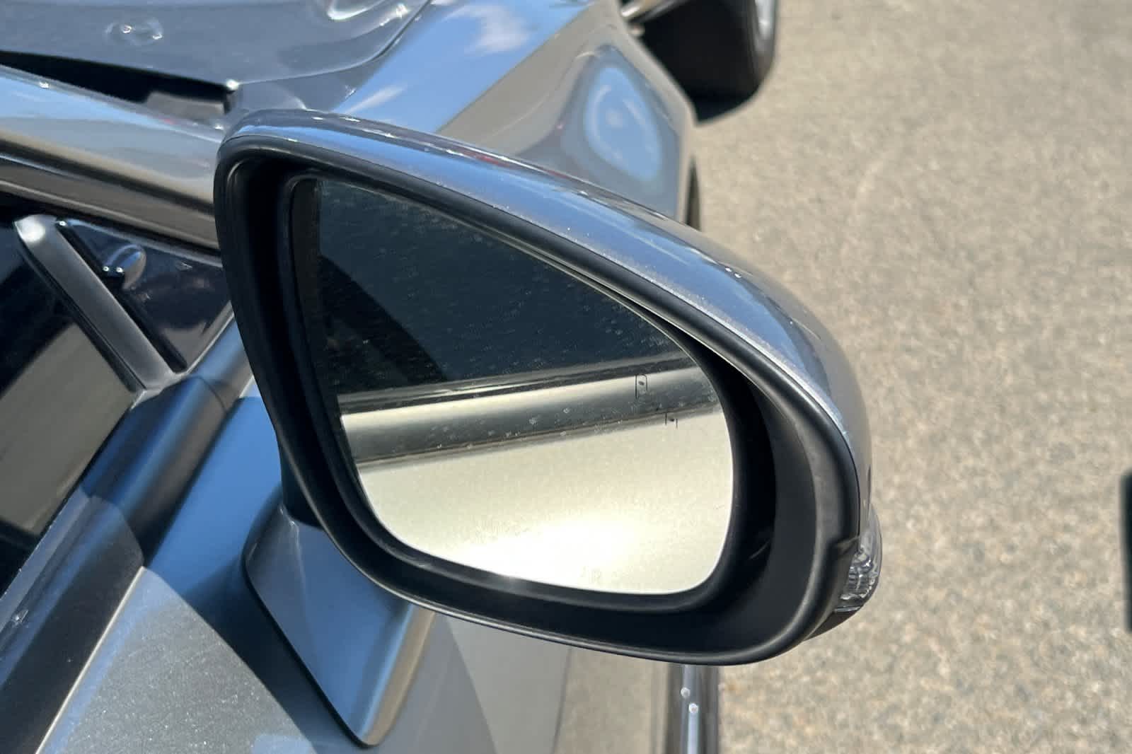 Thumbnail: 2017 Lexus RC - 16