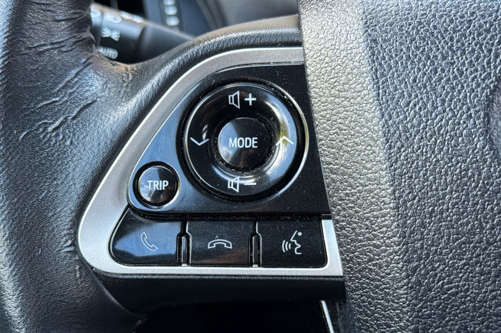 Thumbnail: 2018 Toyota Mirai - 26