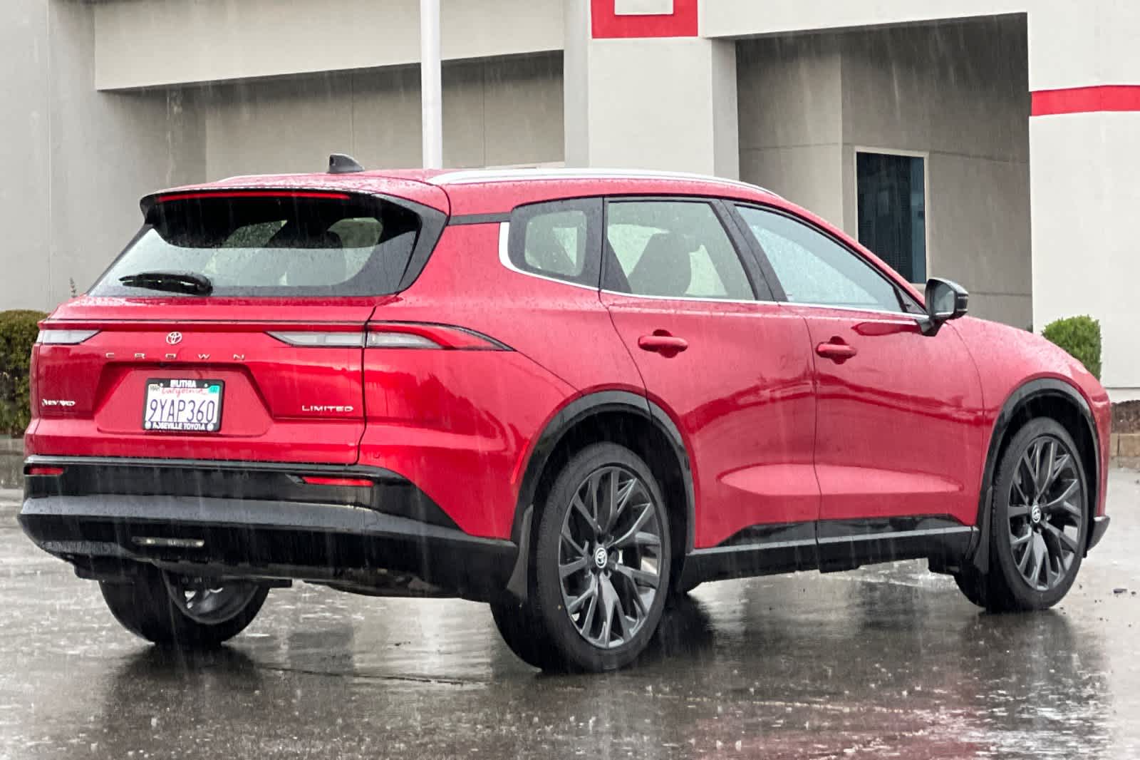 Thumbnail: 2026 Toyota Crown Signia - 2