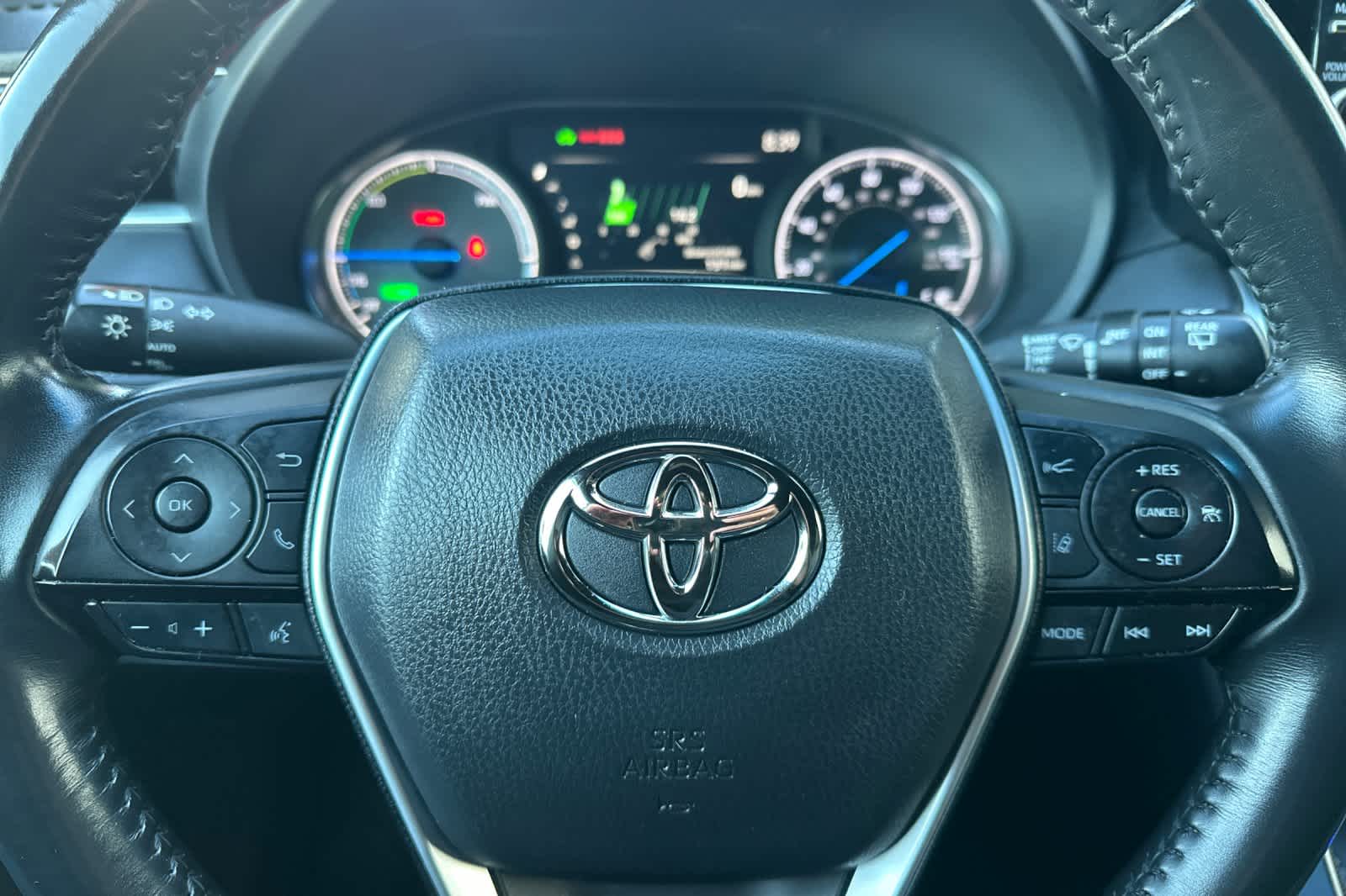 Thumbnail: 2022 Toyota Venza - 24