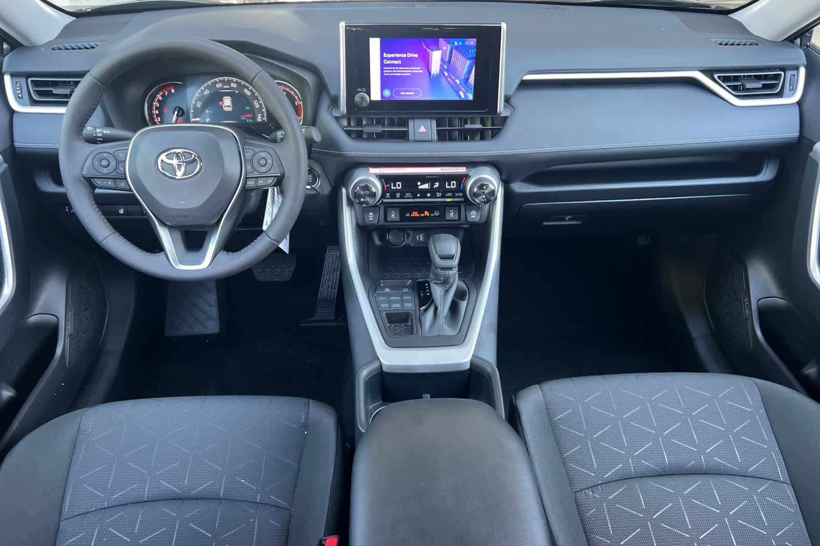 2025 Toyota RAV4 XLE 2