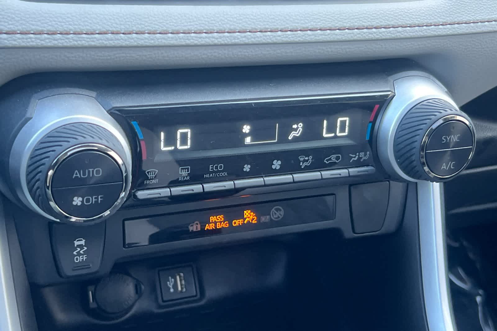 Thumbnail: 2023 Toyota RAV4 - 22