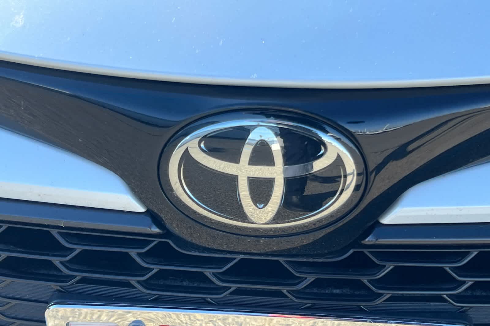 Thumbnail: 2022 Toyota Corolla - 10