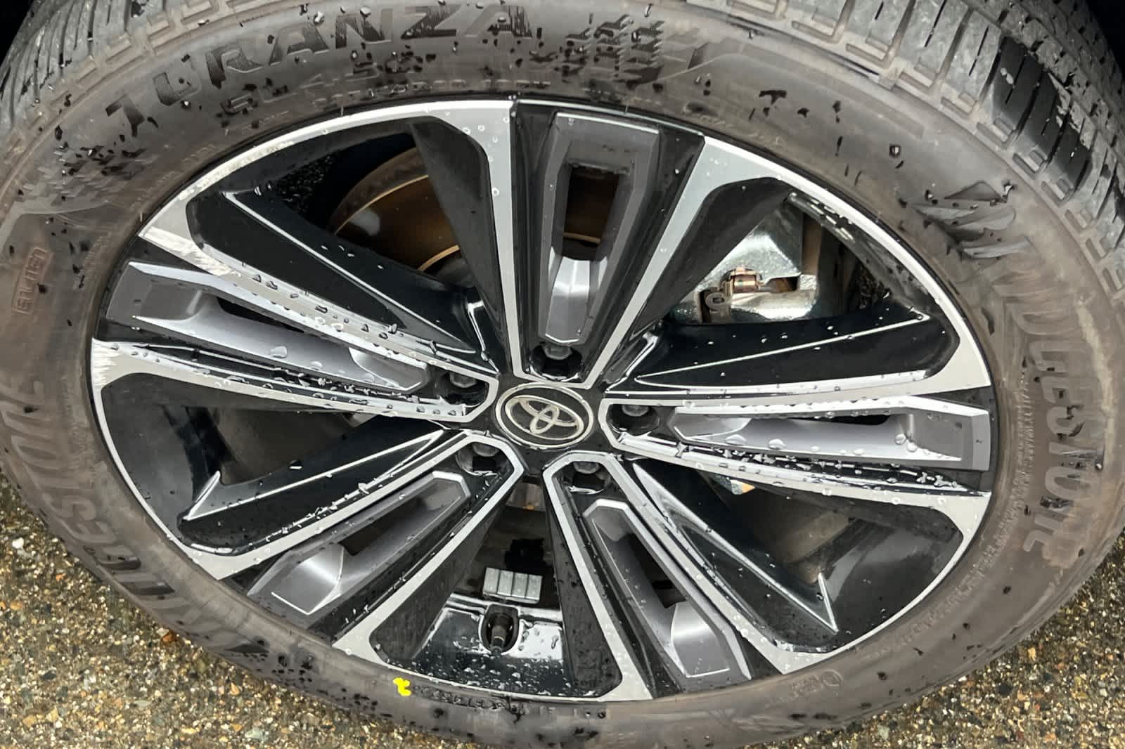 Thumbnail: 2023 Toyota bZ4X - 12