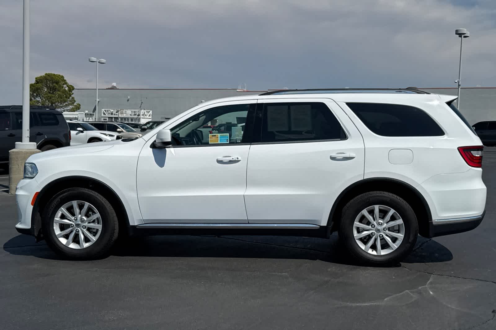 Thumbnail: 2022 Dodge Durango - 9