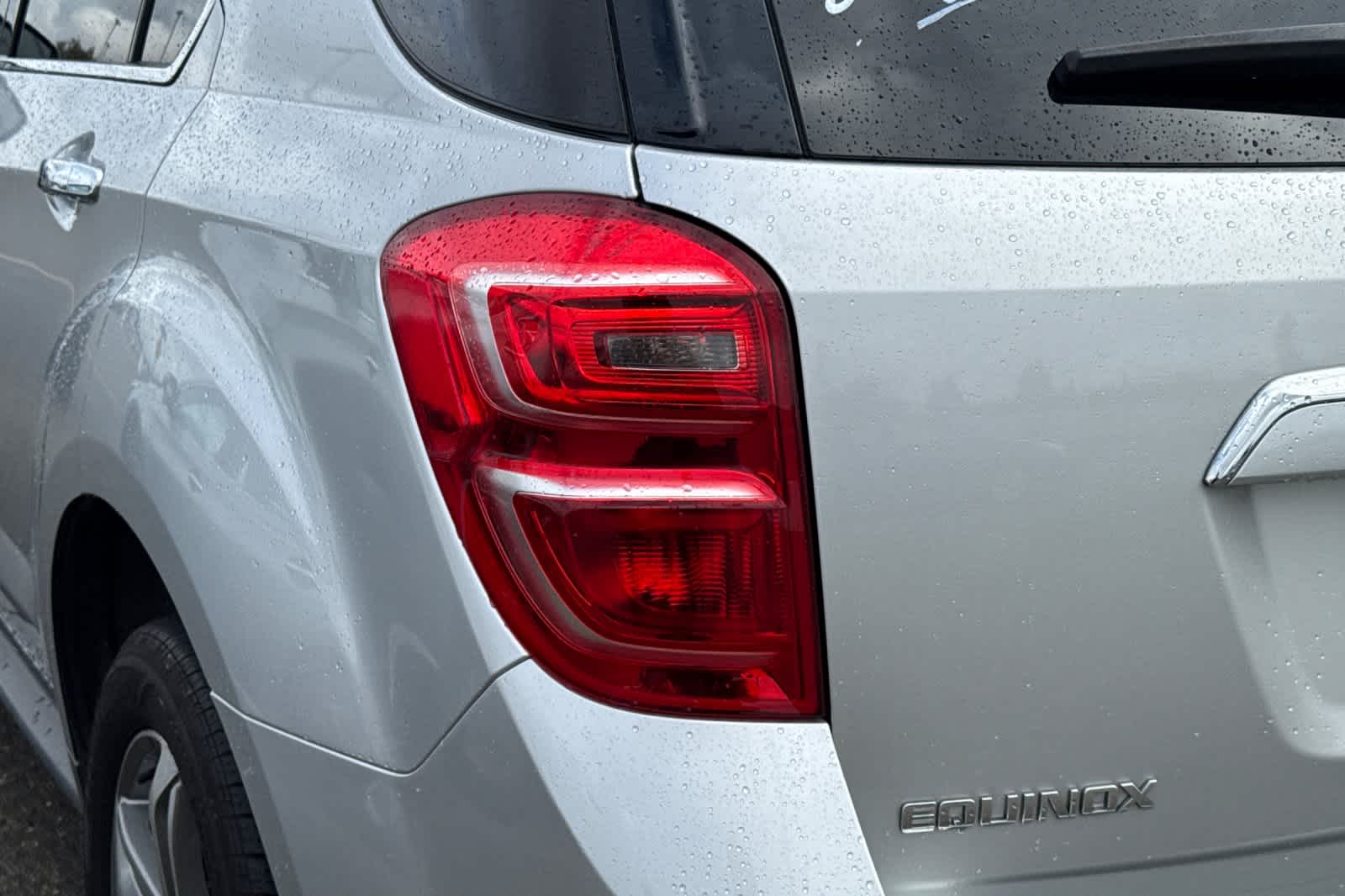 Thumbnail: 2017 Chevrolet Equinox - 15