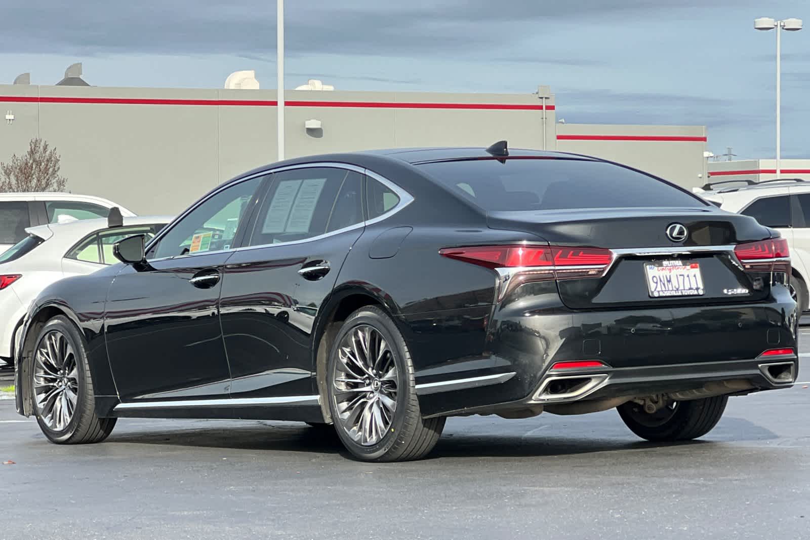 Thumbnail: 2018 Lexus LS - 7