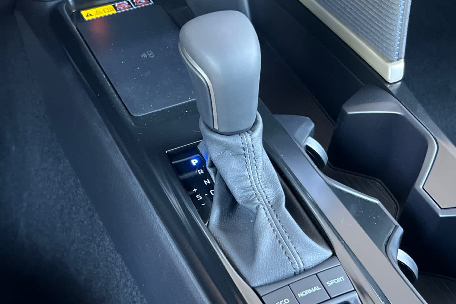 Thumbnail: 2025 Toyota Camry - 22