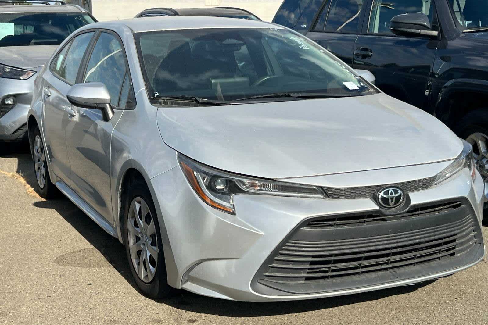 Thumbnail: 2023 Toyota Corolla - 3