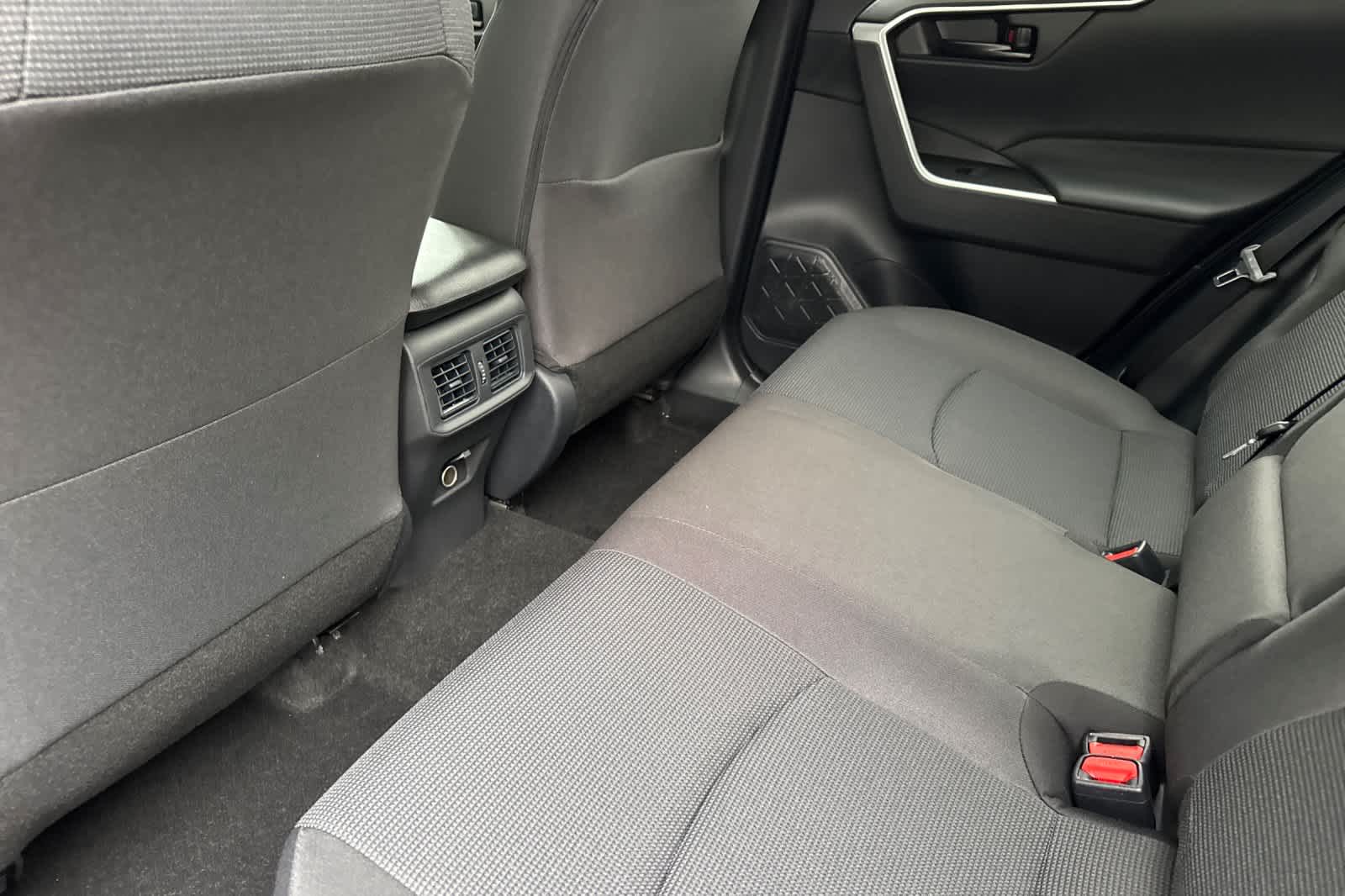 Thumbnail: 2025 Toyota RAV4 - 4