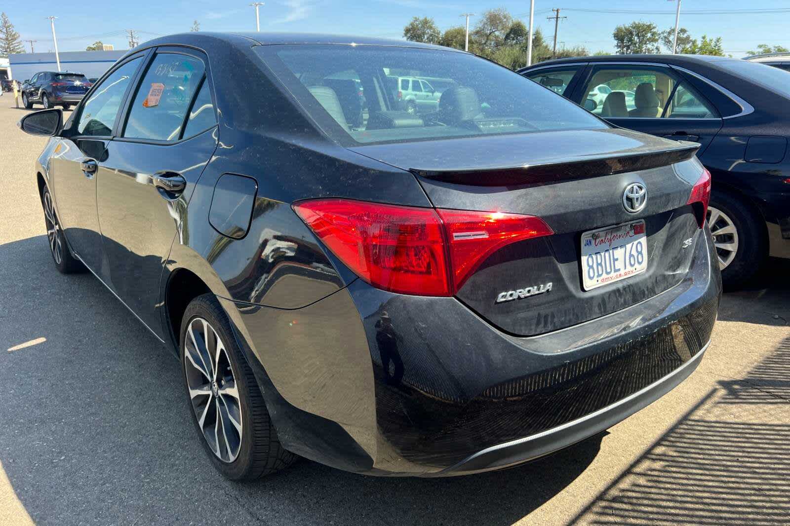 Thumbnail: 2018 Toyota Corolla - 4