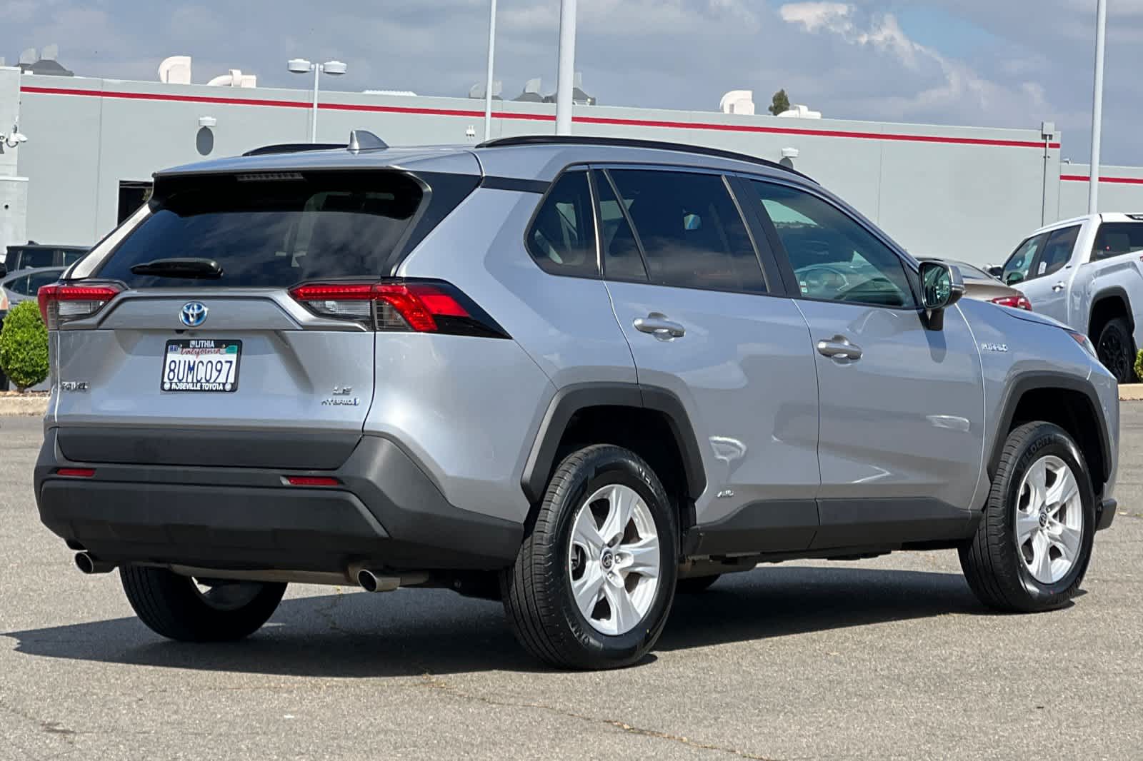 Thumbnail: 2021 Toyota RAV4 - 2
