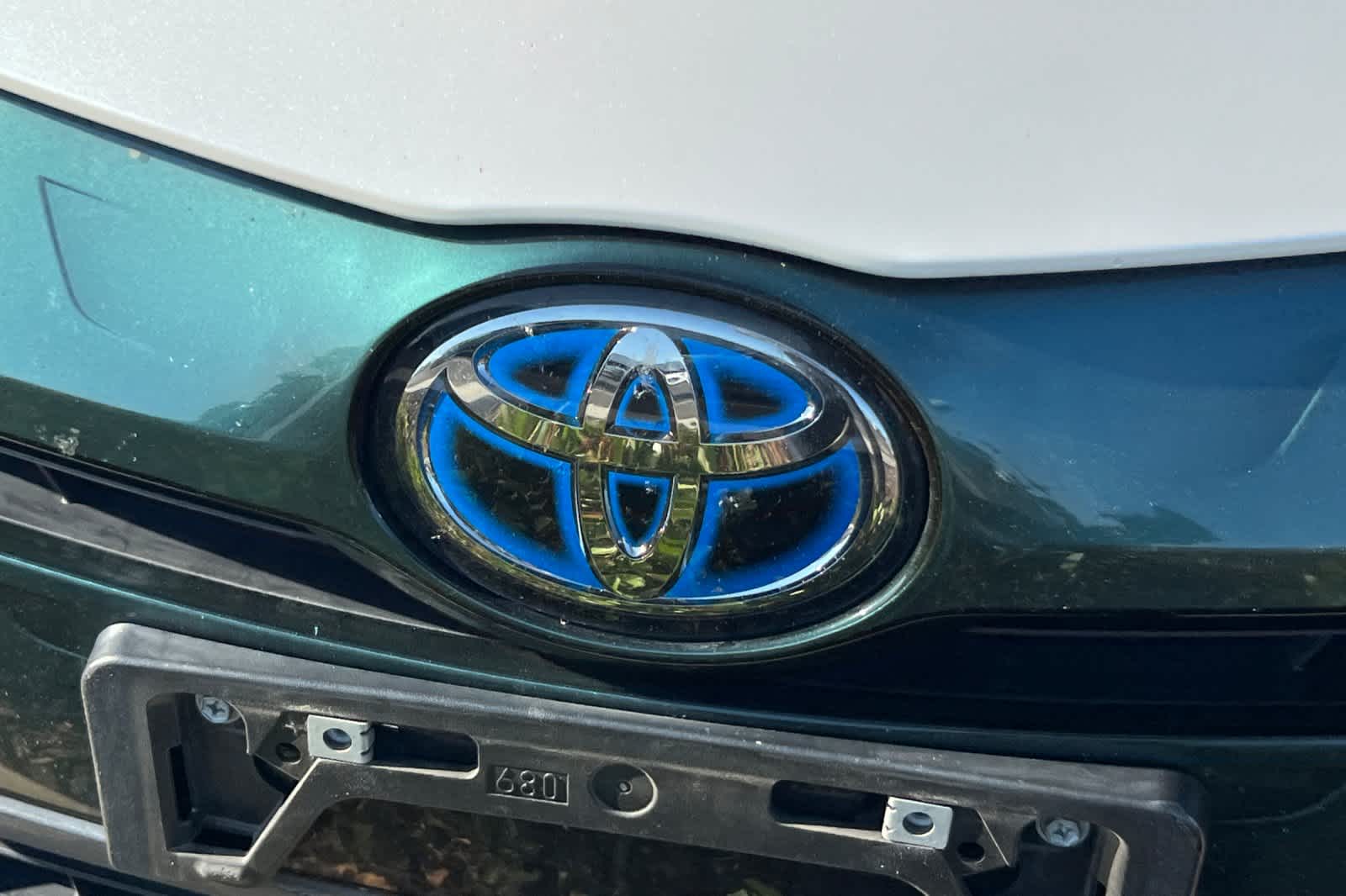 Thumbnail: 2018 Toyota Prius Prime - 10