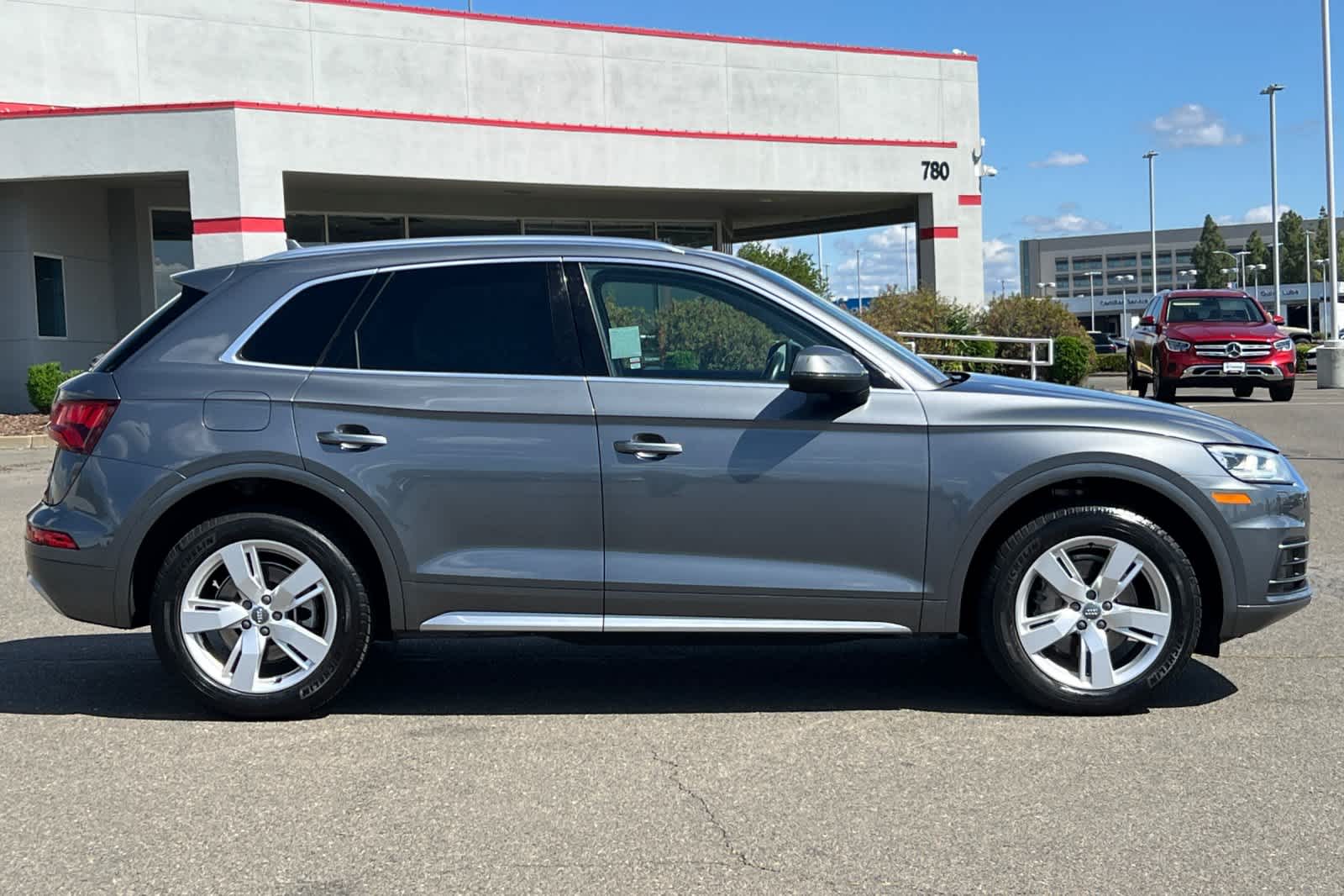 Thumbnail: 2018 Audi Q5 - 6