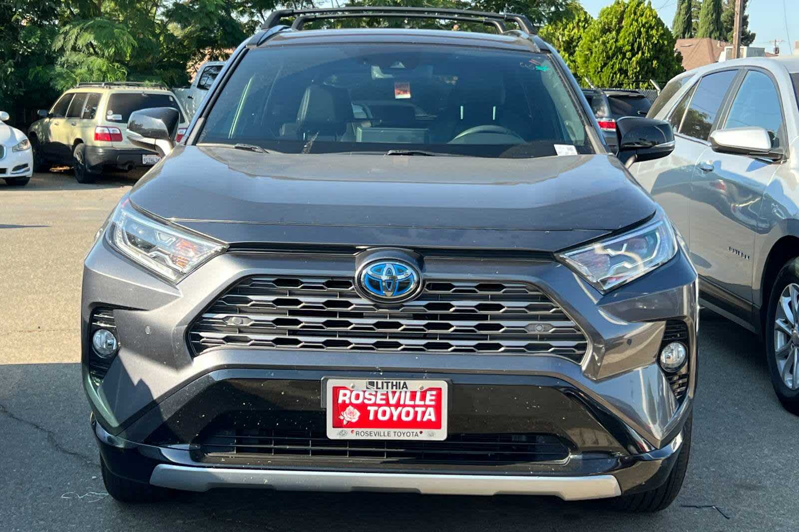 Thumbnail: 2020 Toyota RAV4 - 6