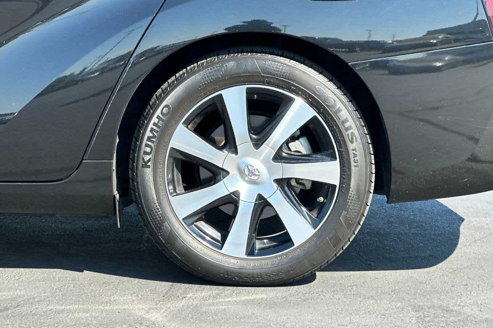 Thumbnail: 2019 Toyota Mirai - 31