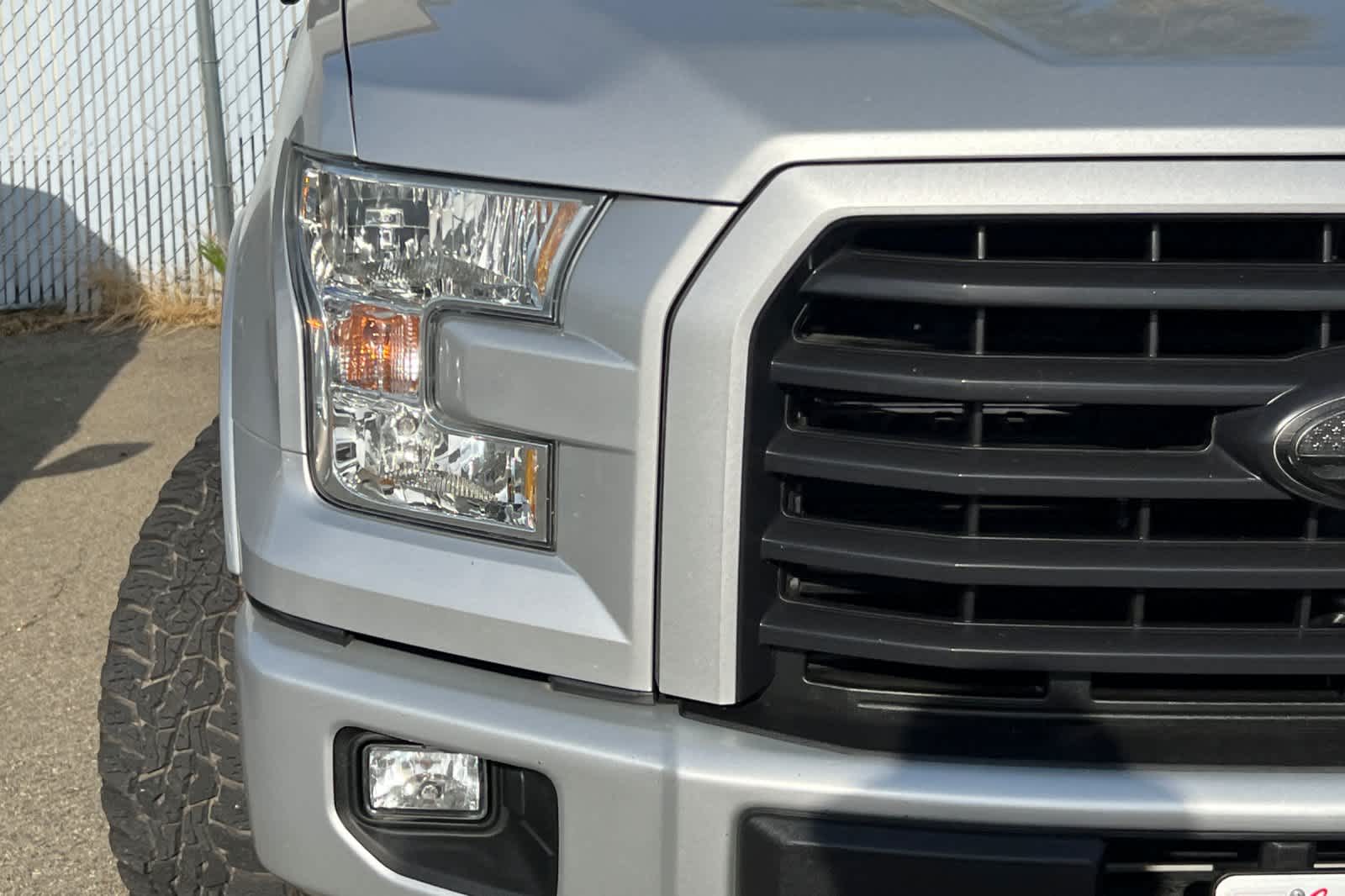 Thumbnail: 2017 Ford F-150 - 13