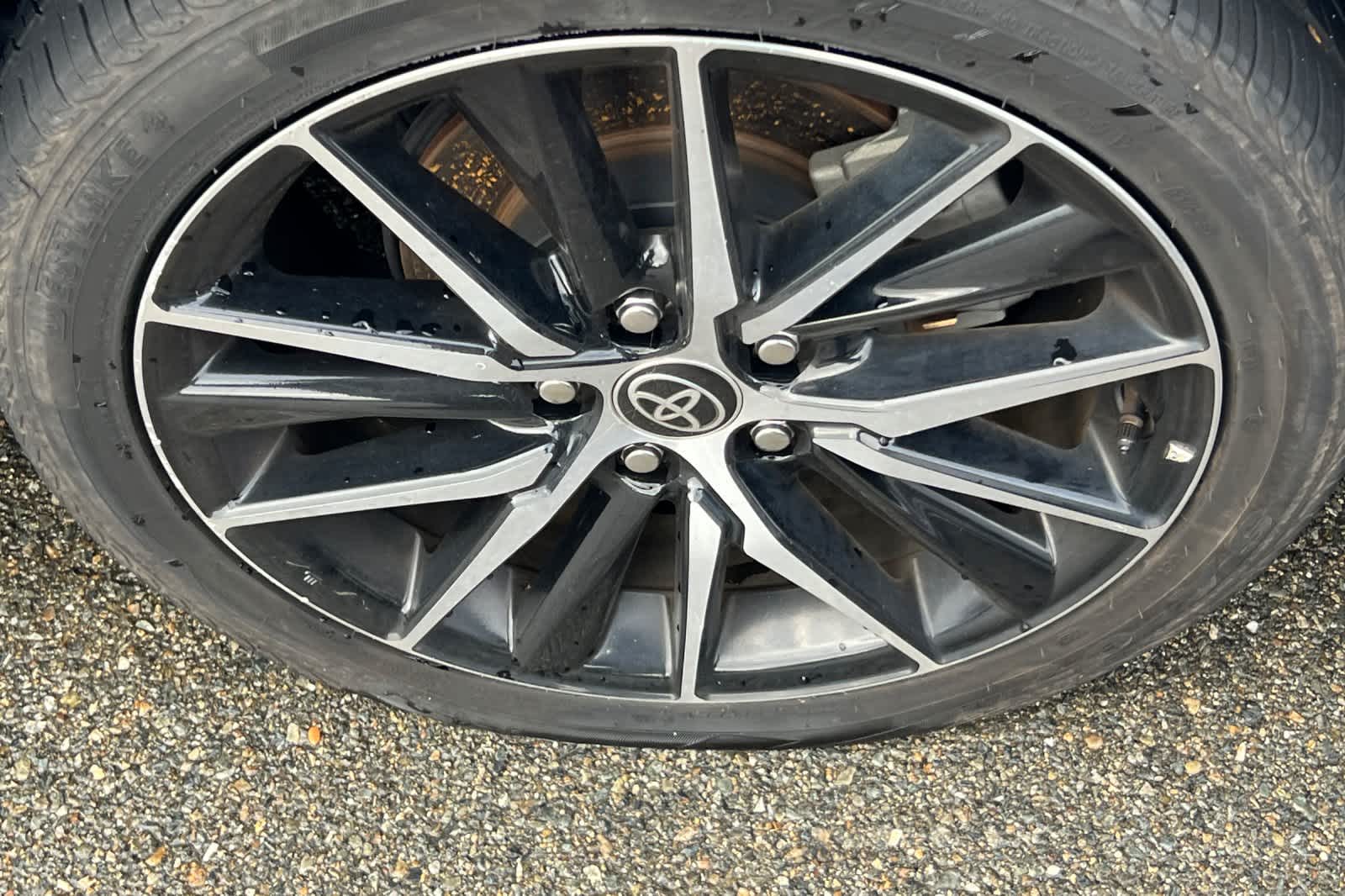 Thumbnail: 2023 Toyota Camry - 18