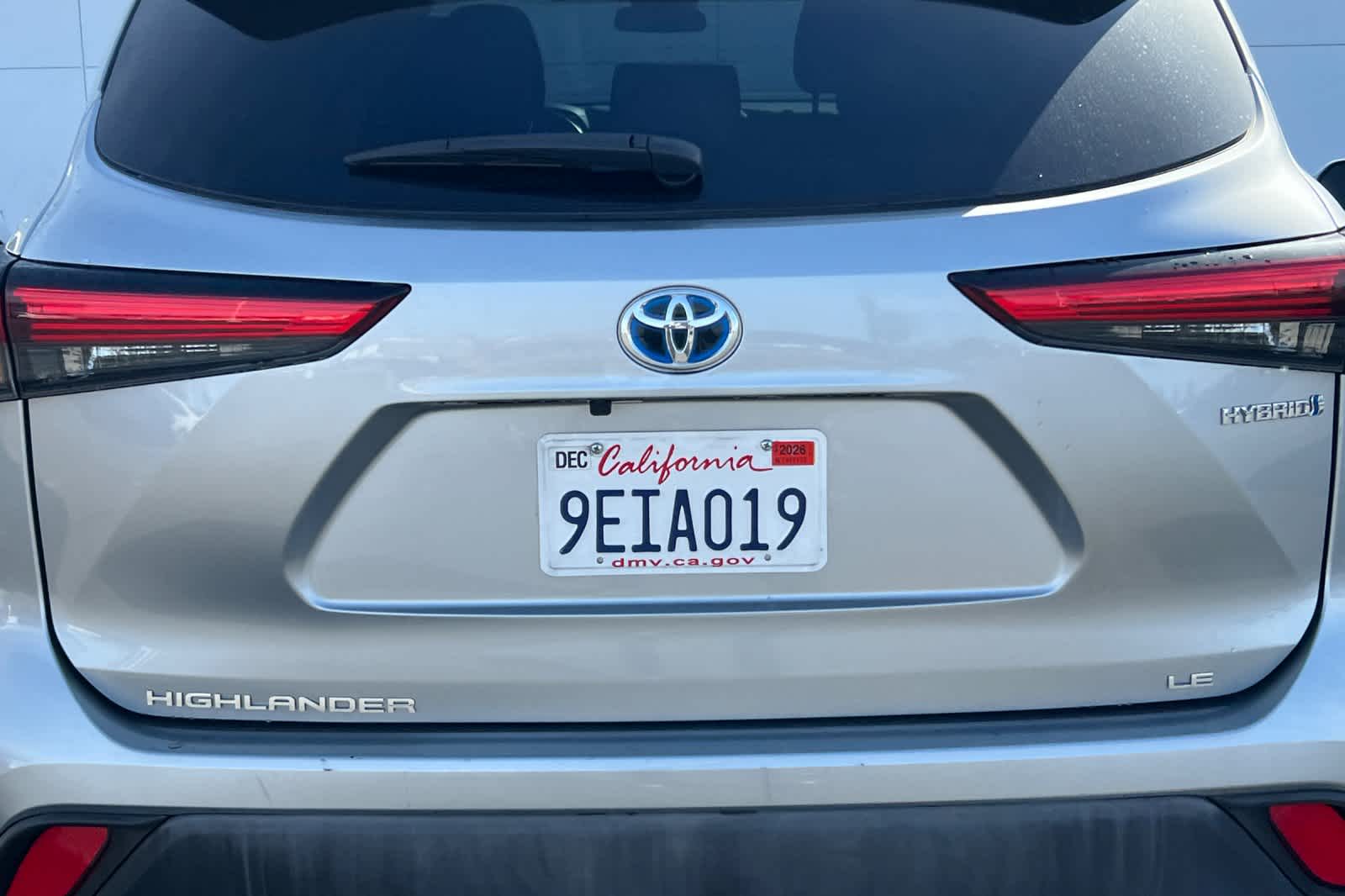 Thumbnail: 2023 Toyota Highlander - 16