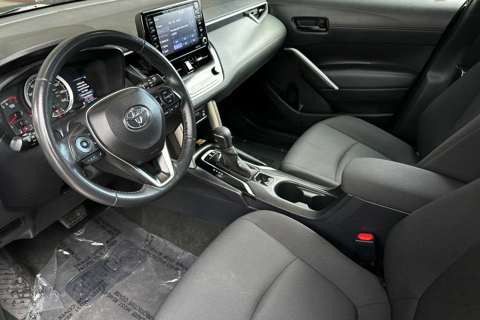 Thumbnail: 2022 Toyota Corolla Cross - 11