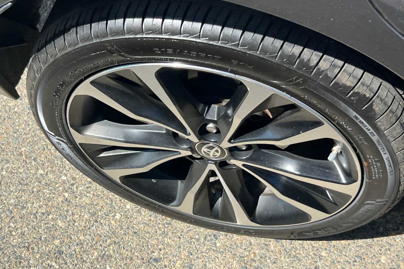 Thumbnail: 2018 Toyota Corolla - 14