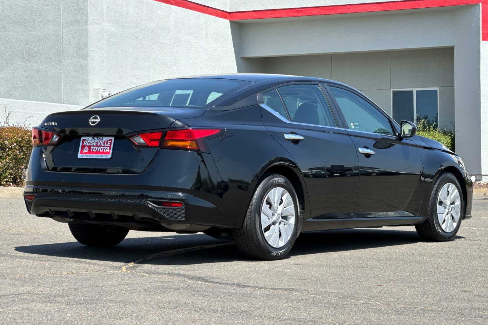 Thumbnail: 2023 Nissan Altima - 2