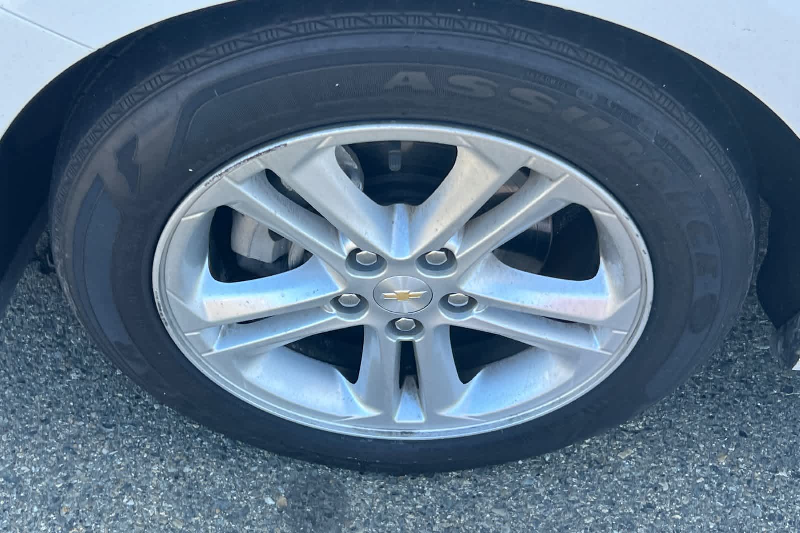 Thumbnail: 2017 Chevrolet Cruze - 21