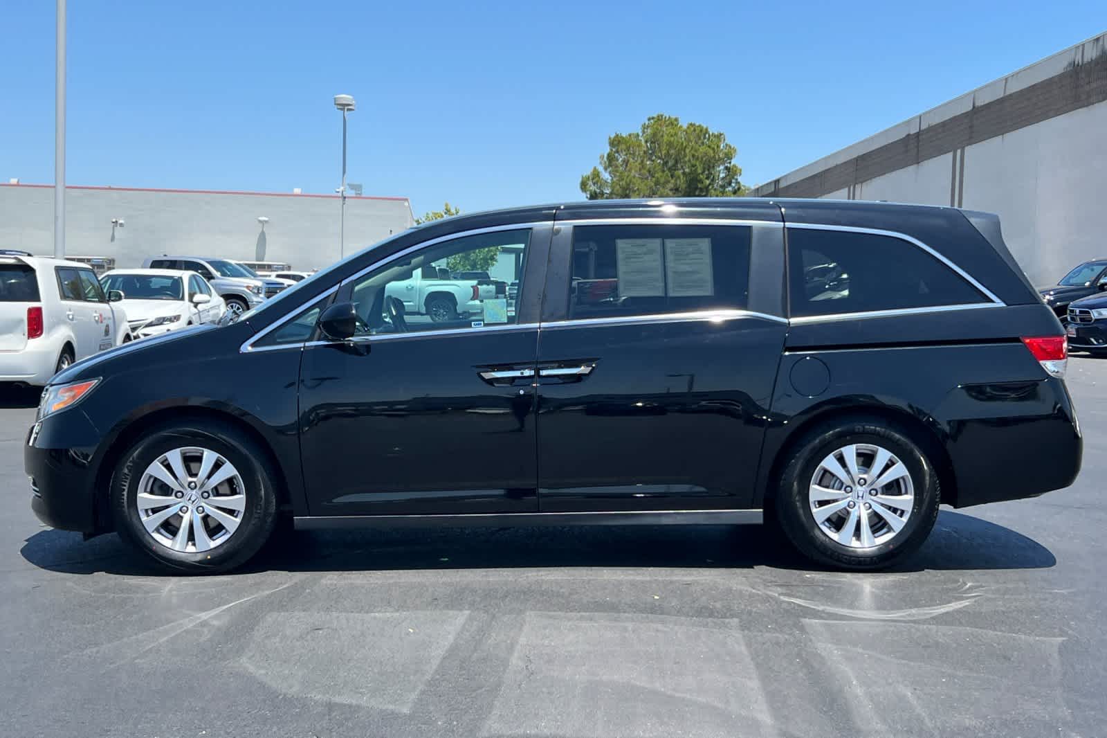 Thumbnail: 2016 Honda Odyssey - 9