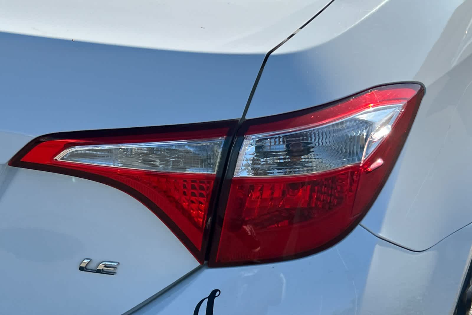 Thumbnail: 2015 Toyota Corolla - 17