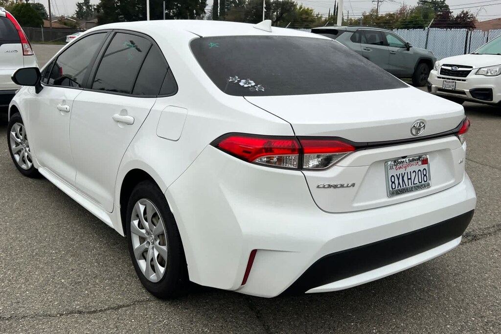 Used 2022 Toyota Corolla LE Sedan
