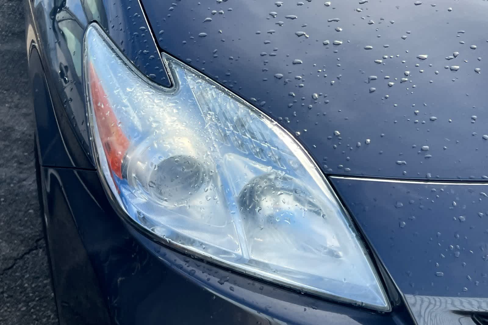Thumbnail: 2011 Toyota Prius - 8