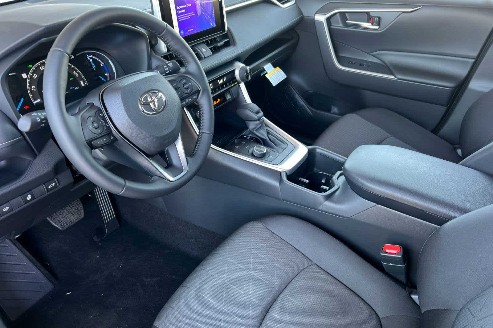 Thumbnail: 2025 Toyota RAV4 - 10