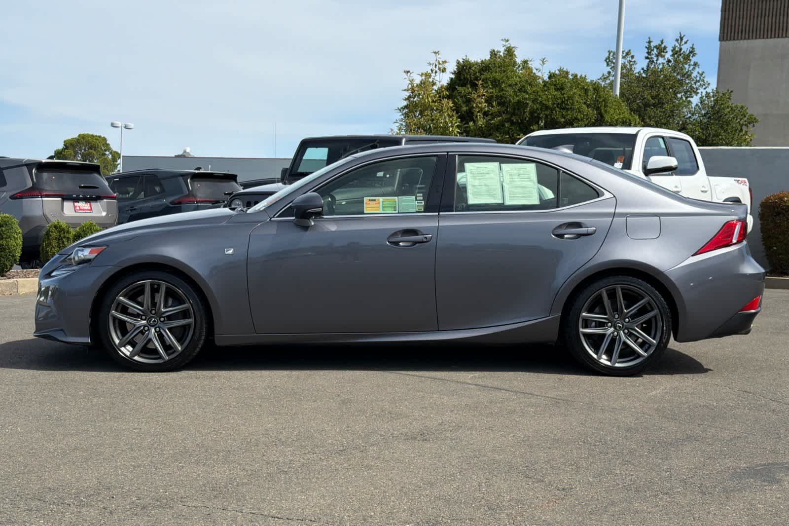 Thumbnail: 2014 Lexus IS - 9