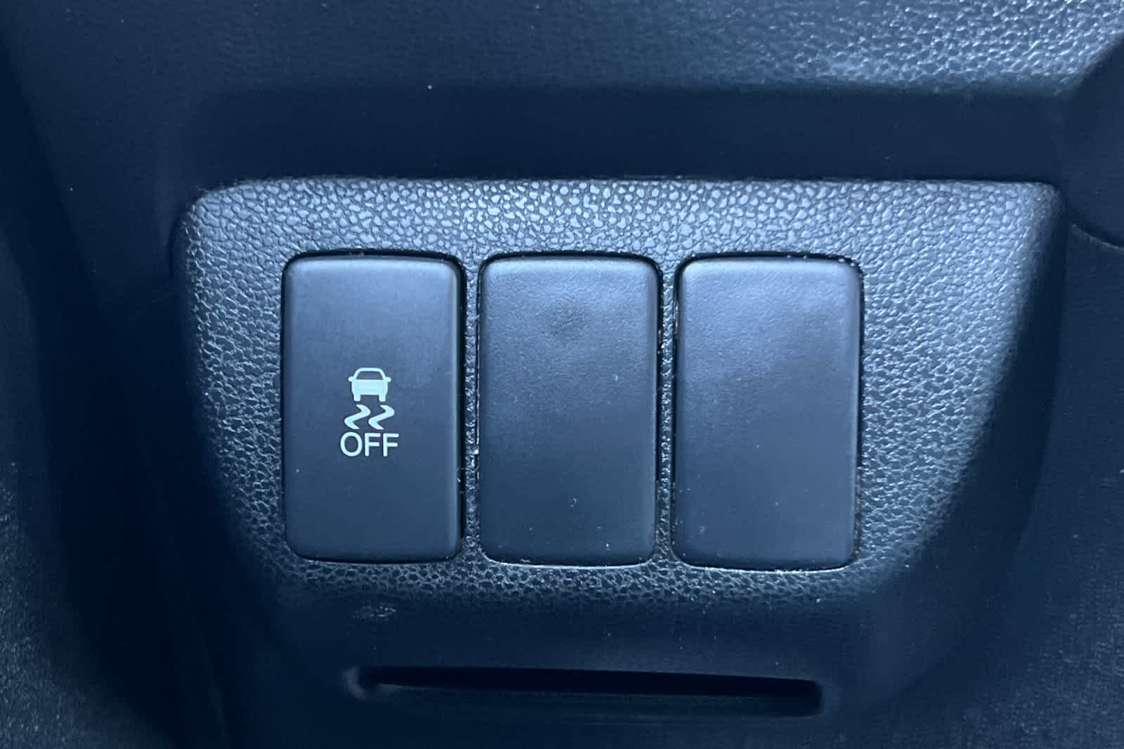 Thumbnail: 2012 Honda Fit - 27