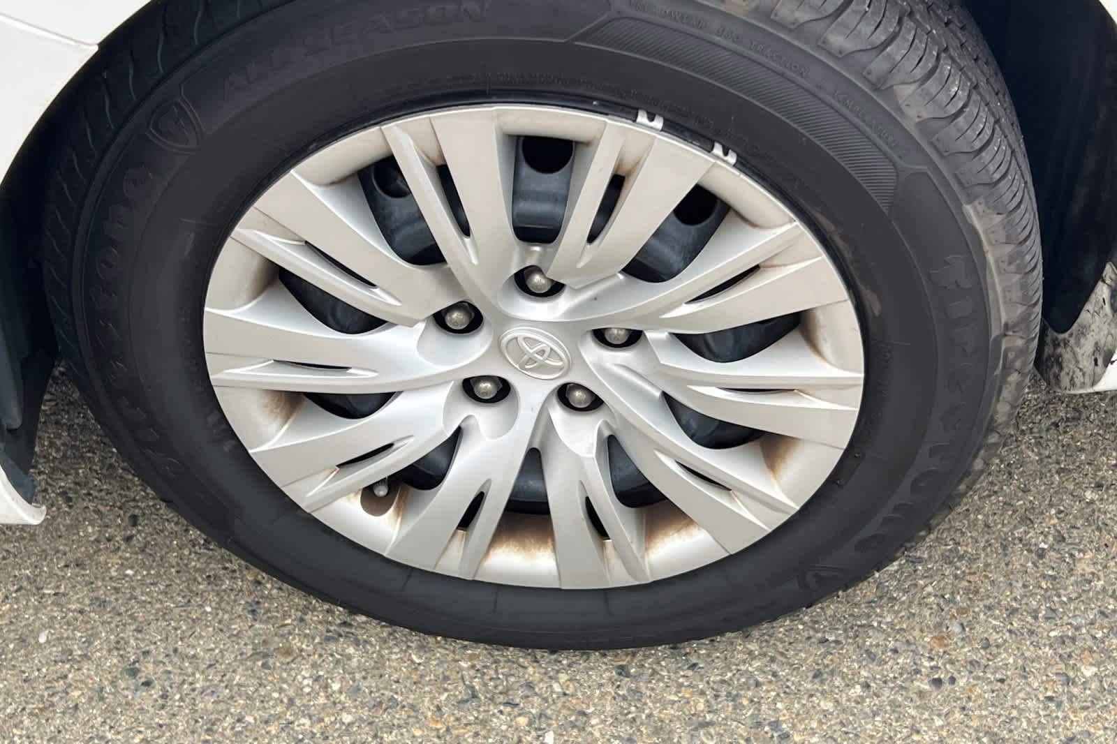 Thumbnail: 2014 Toyota Camry - 22