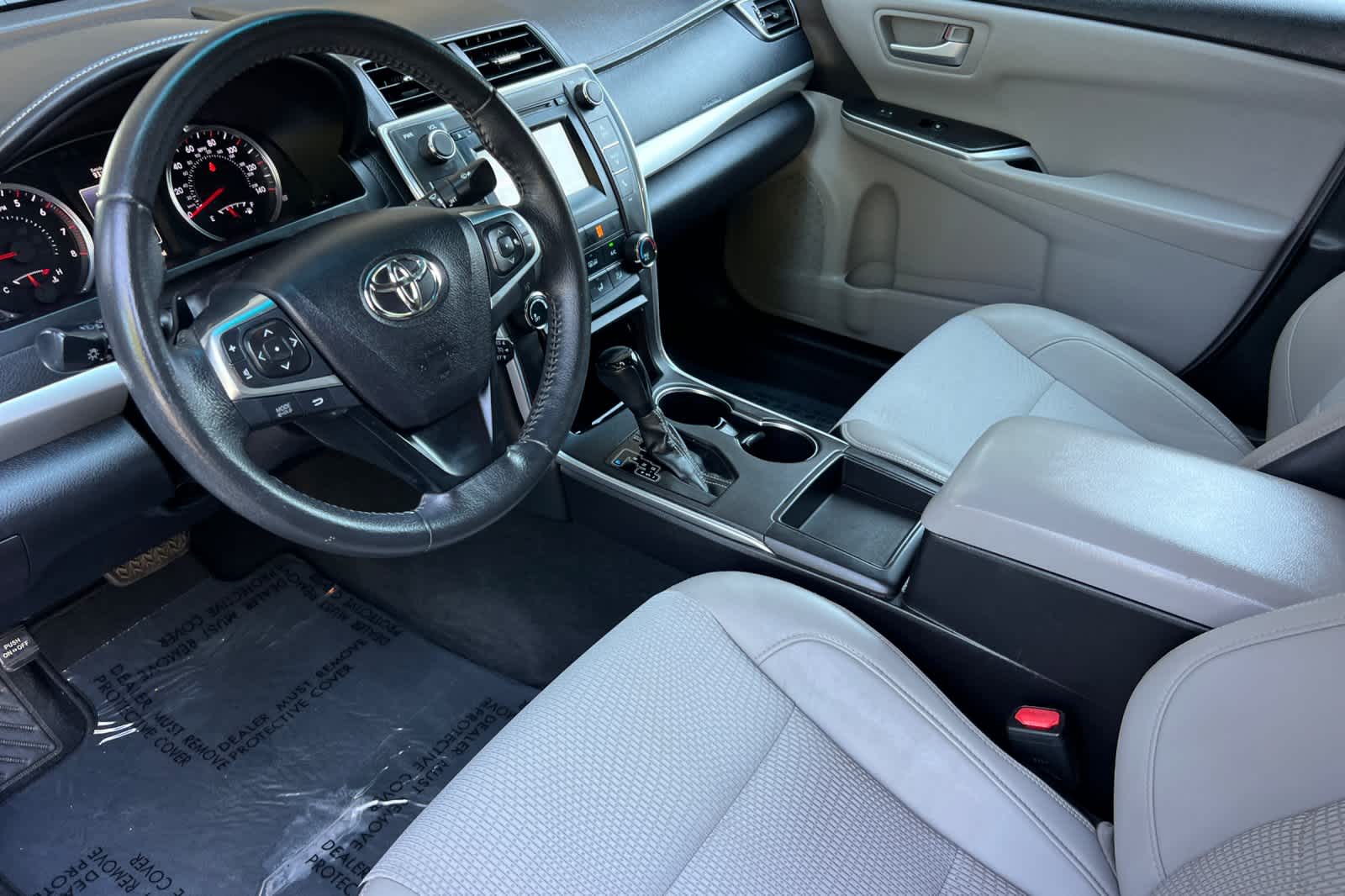 Thumbnail: 2017 Toyota Camry - 11