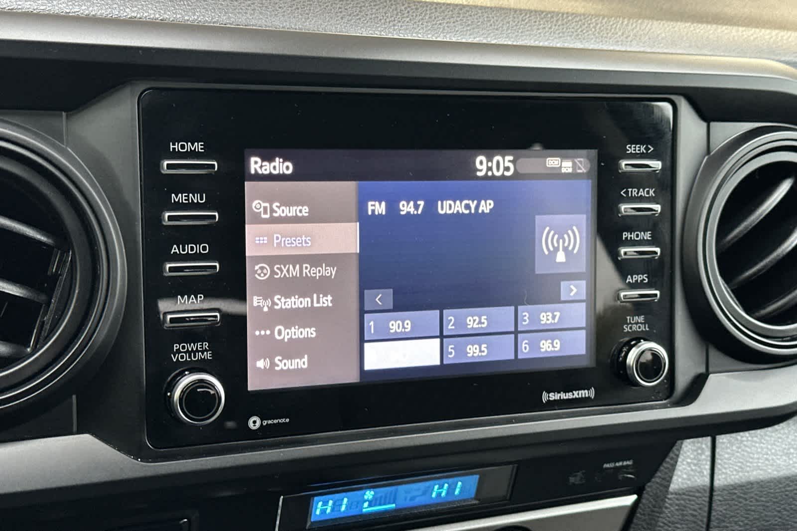 Thumbnail: 2023 Toyota Tacoma - 19