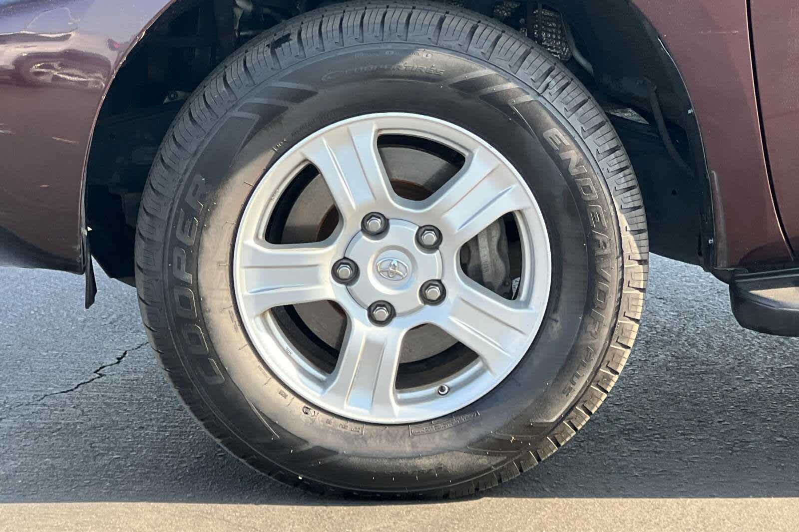 Thumbnail: 2012 Toyota Sequoia - 27