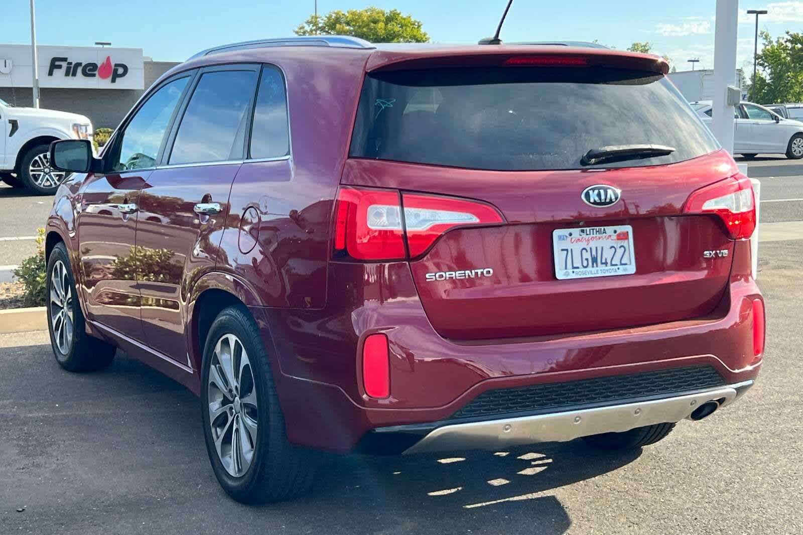 Thumbnail: 2015 Kia Sorento - 4