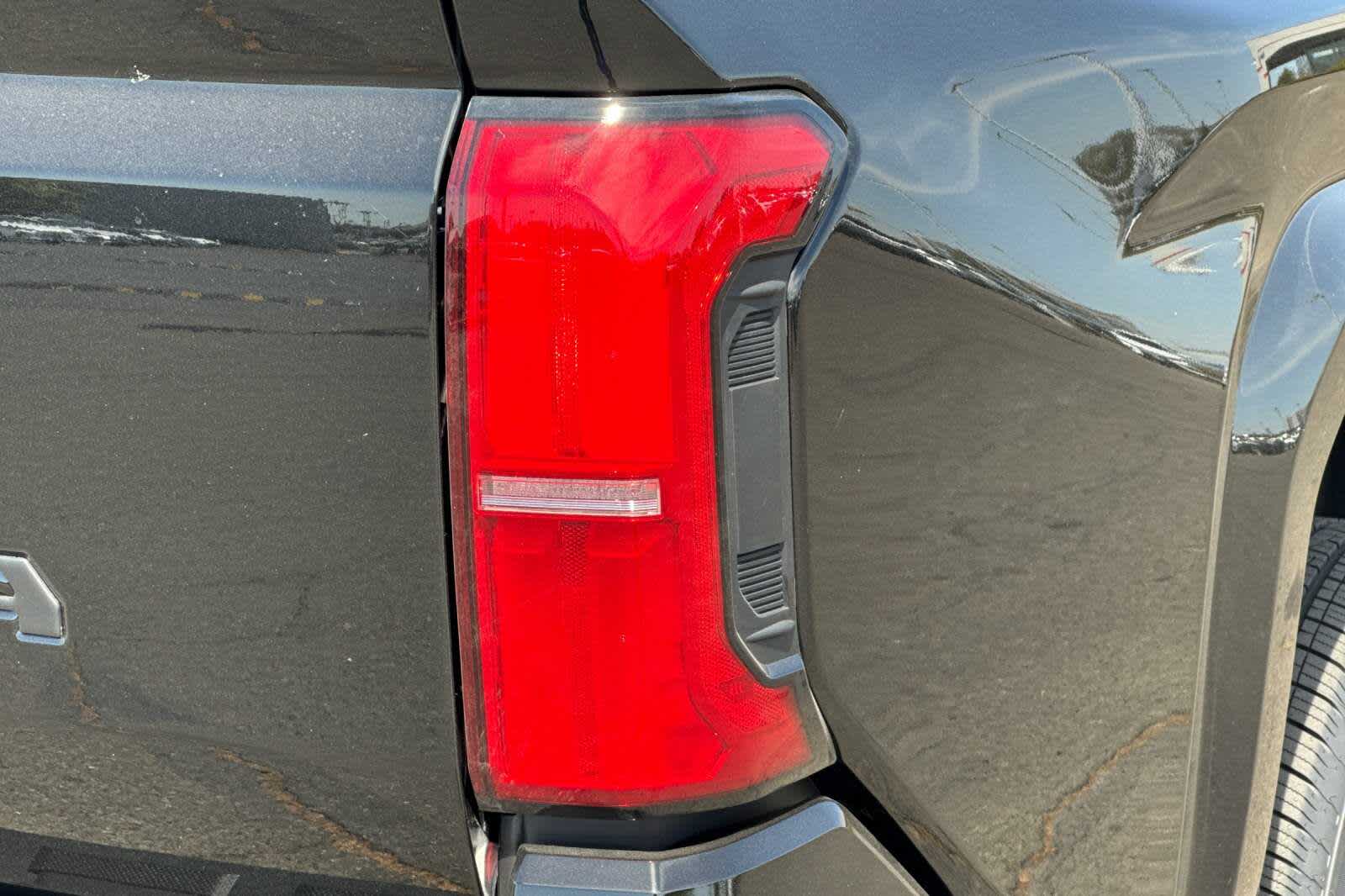 2025 Toyota Tacoma SR5 29