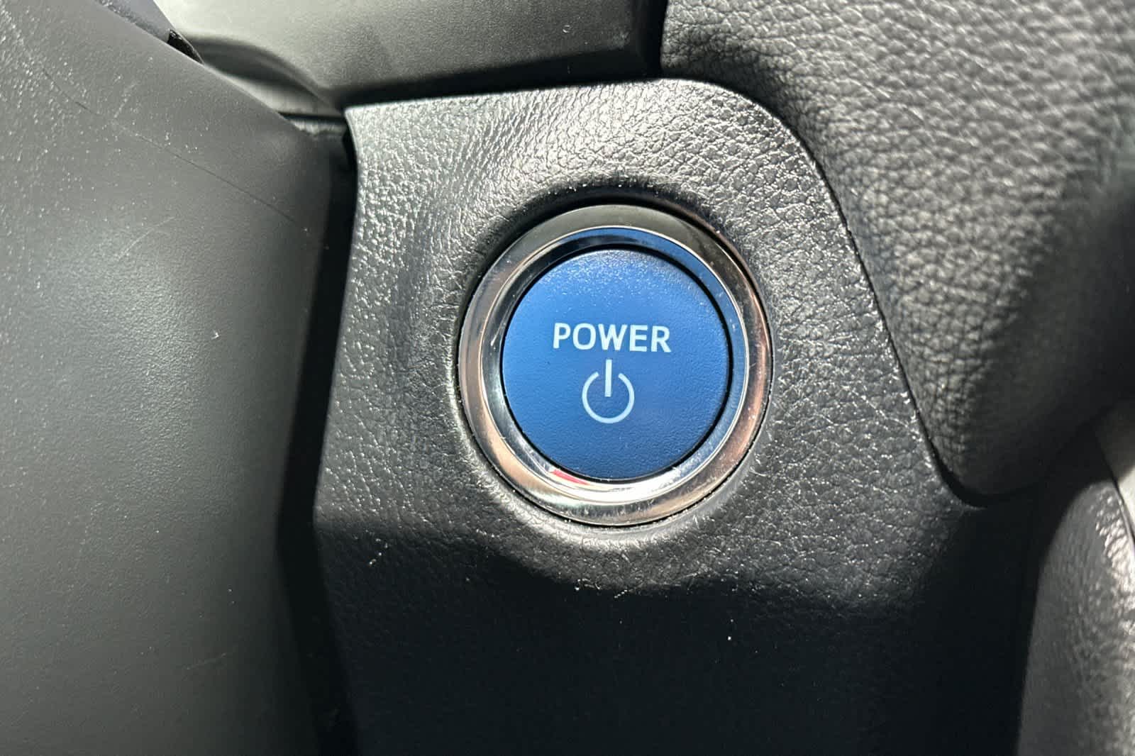 Thumbnail: 2022 Toyota RAV4 - 24